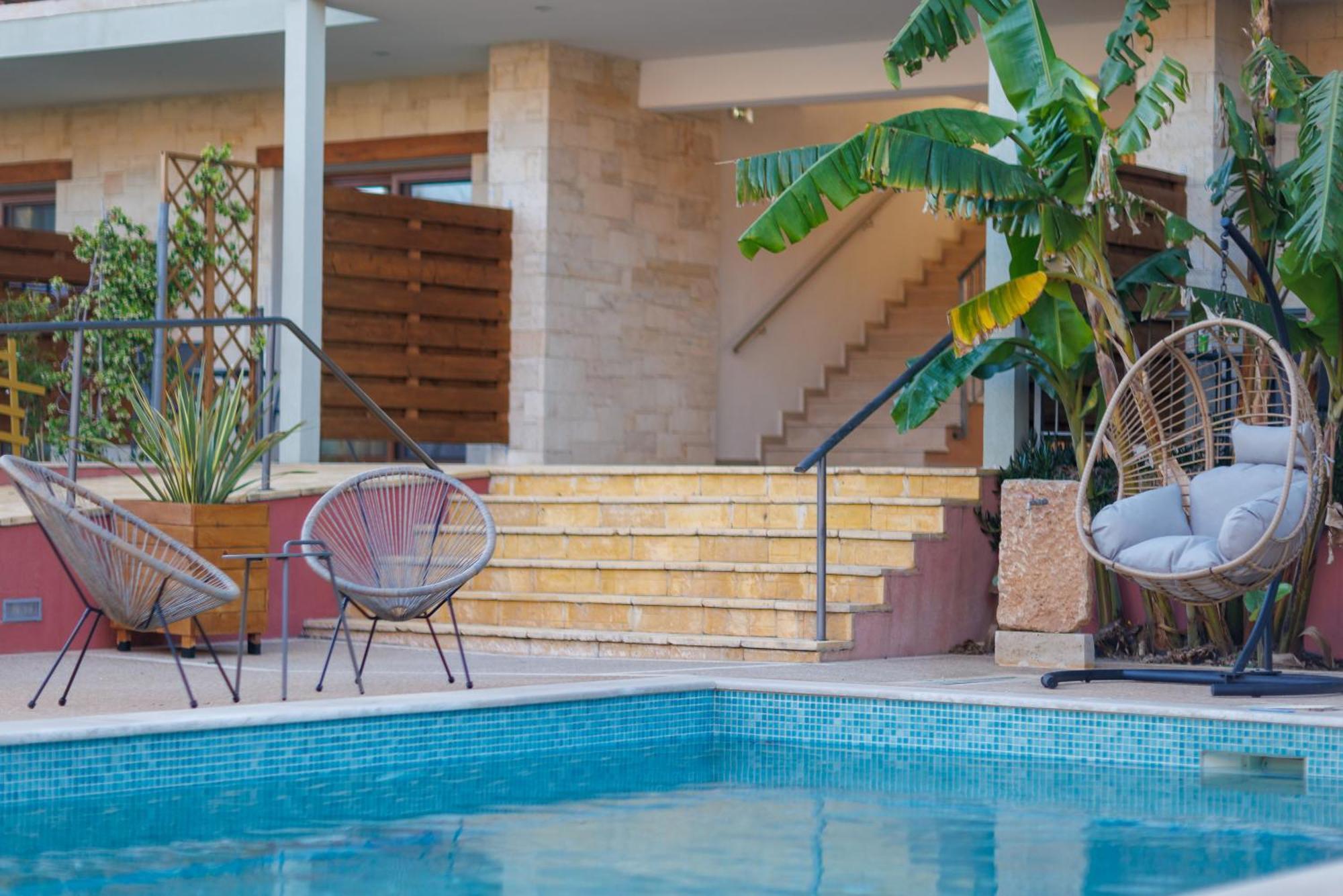 Samari Hotel *